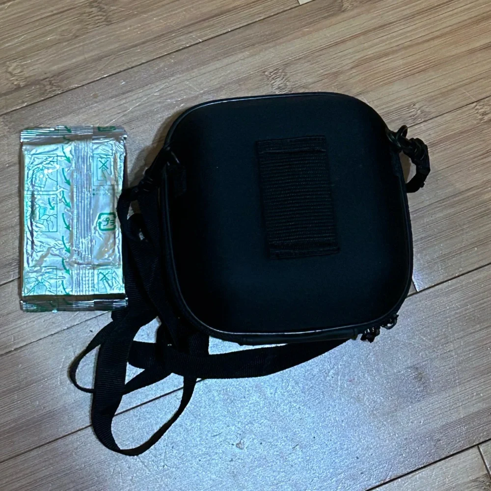 Fujifilm Instant Camera w/ case